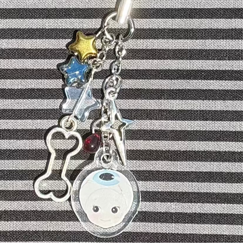 Eyeball Sonny Phone Charm